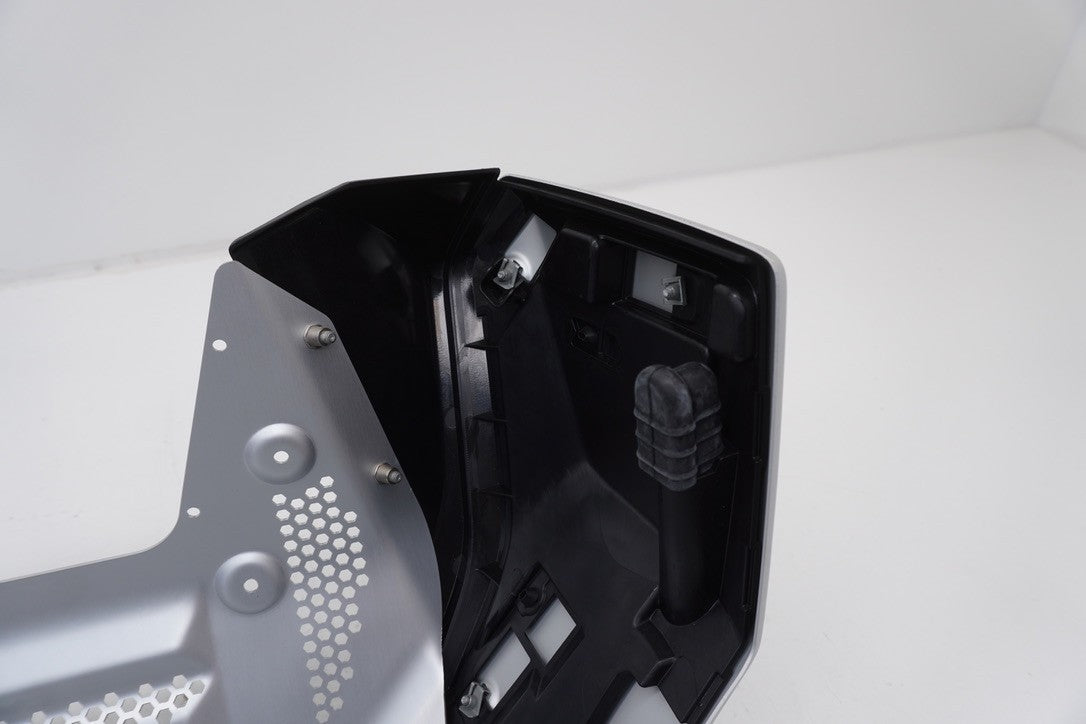 8650022