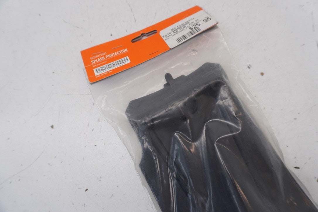 8938991