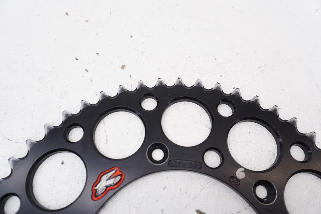 8937951