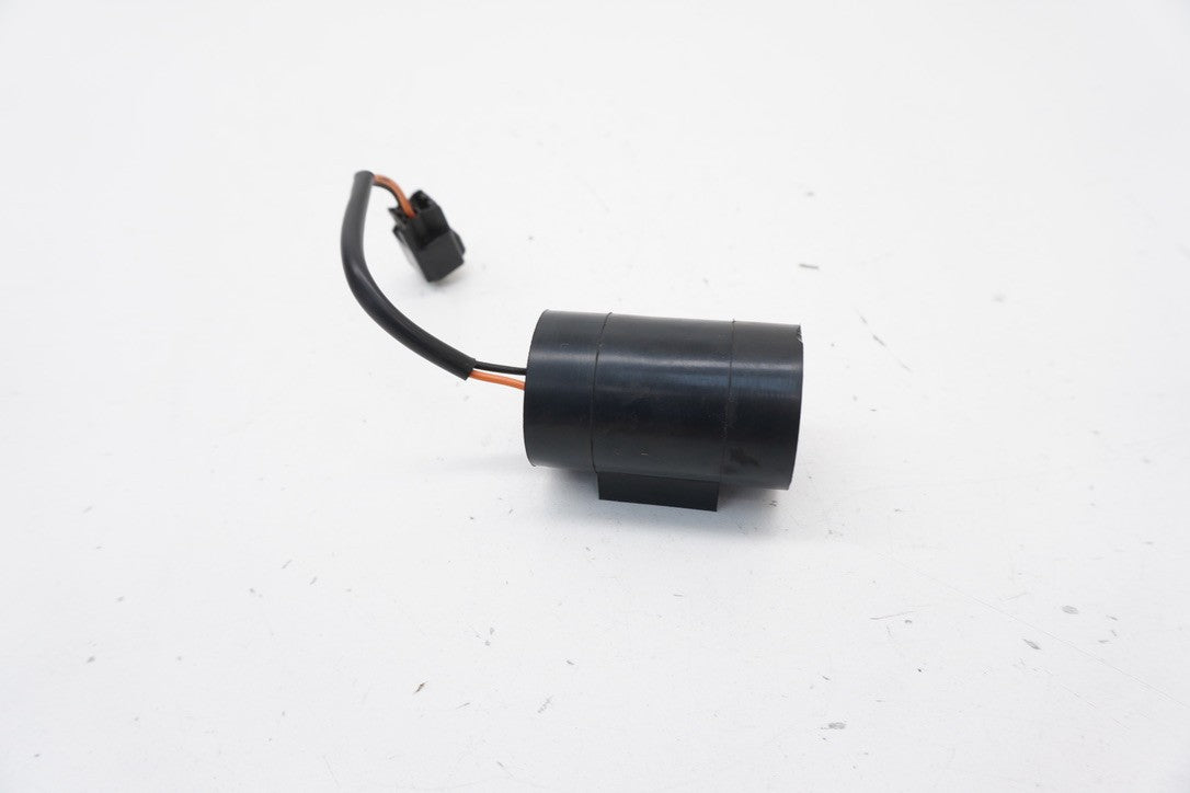 8427561