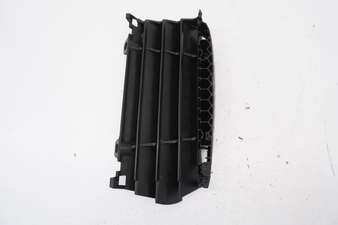 8931615
