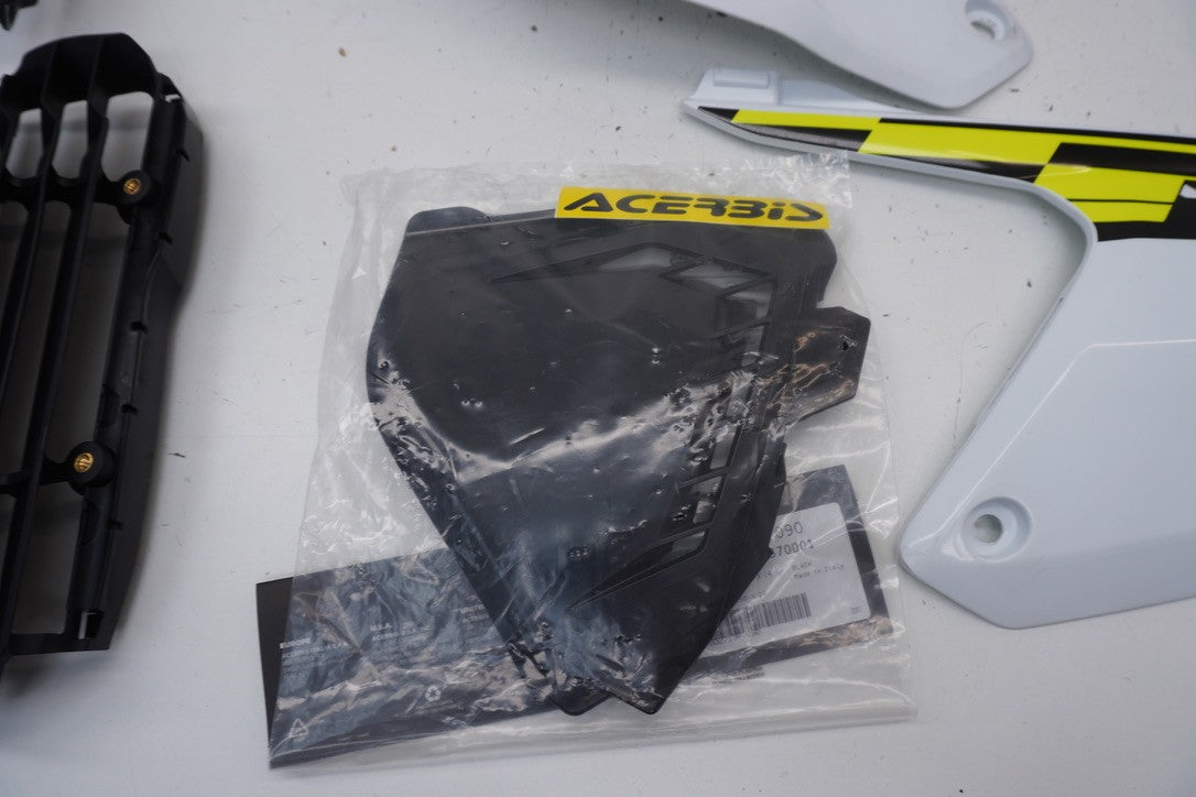 9031034