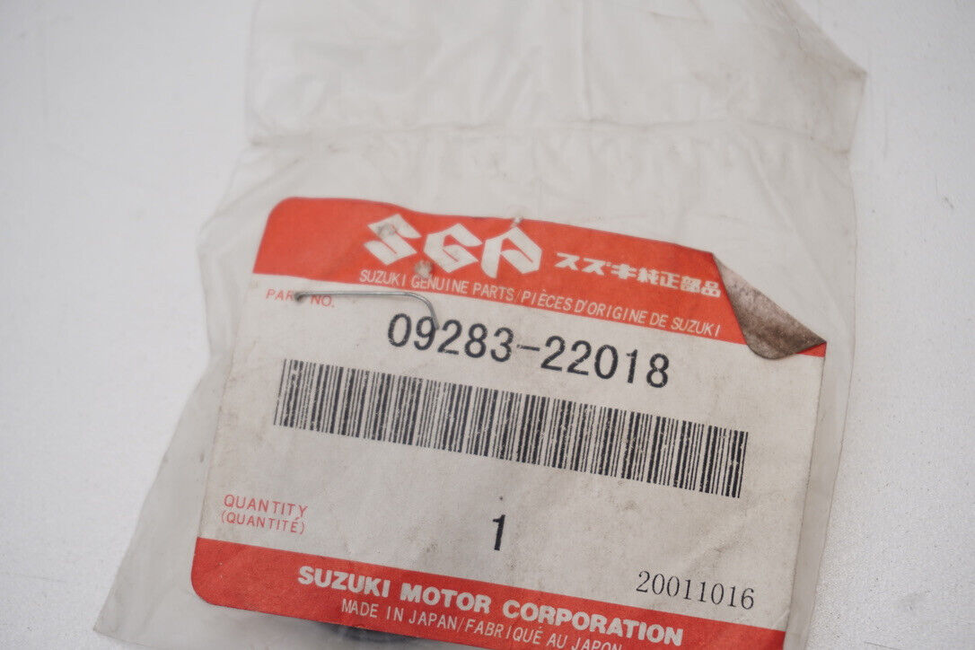 4758307