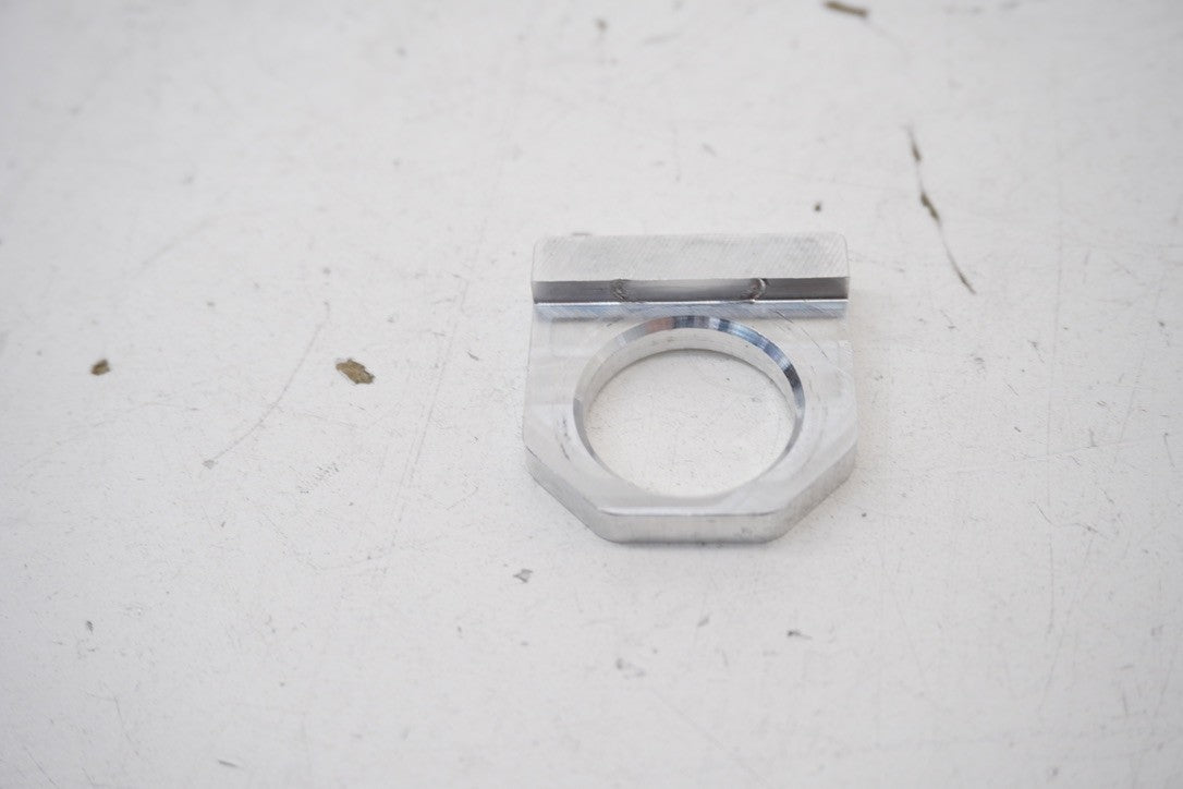 8700633