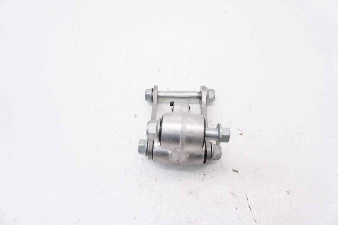 8533722