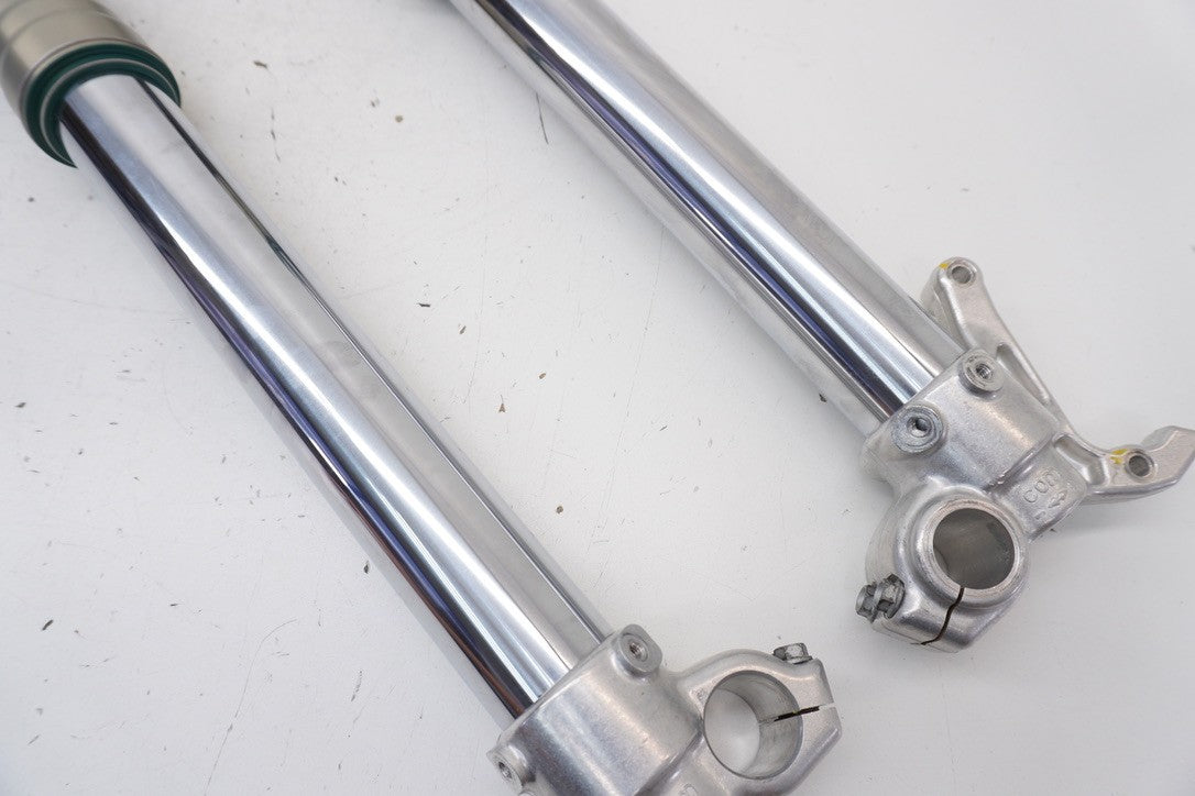 8960491