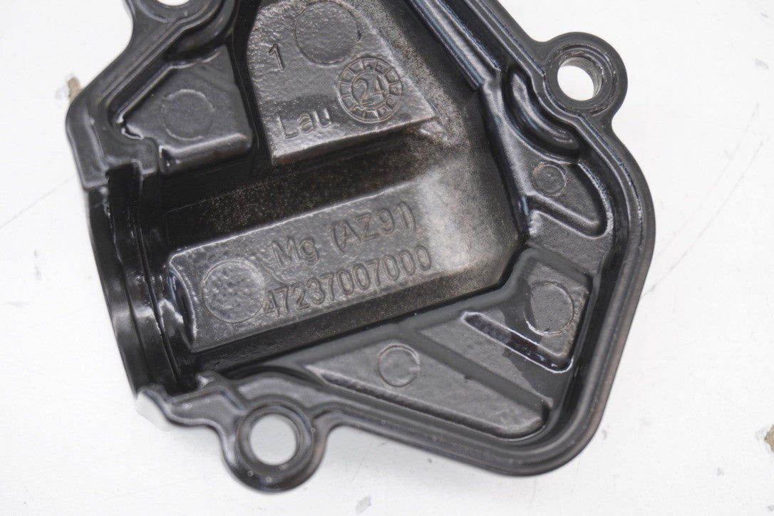 9060771