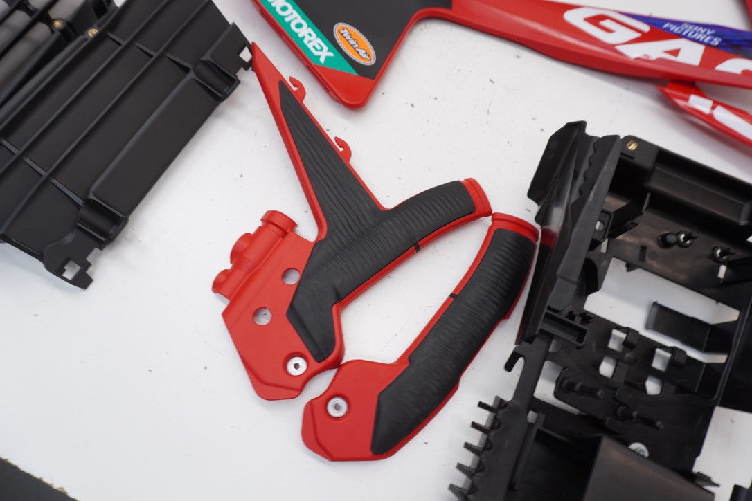 9023017