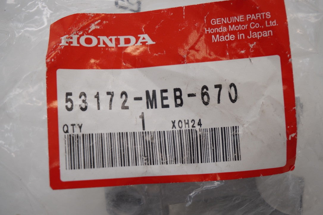 8960484
