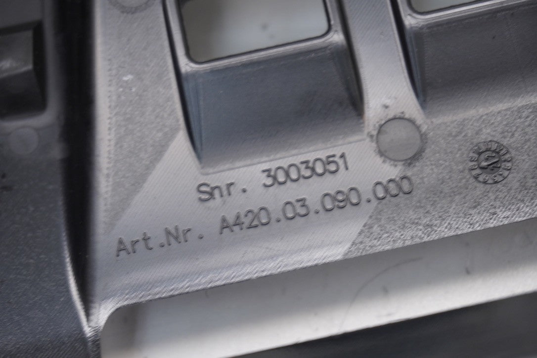 8960522