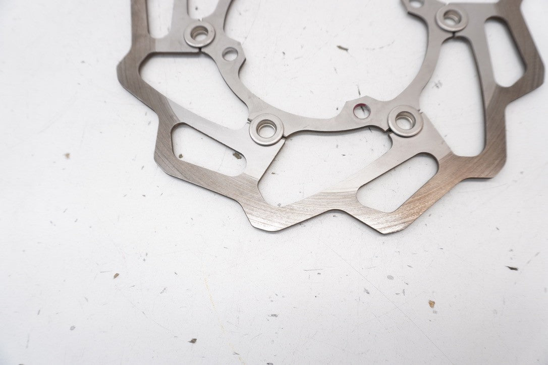 8711884