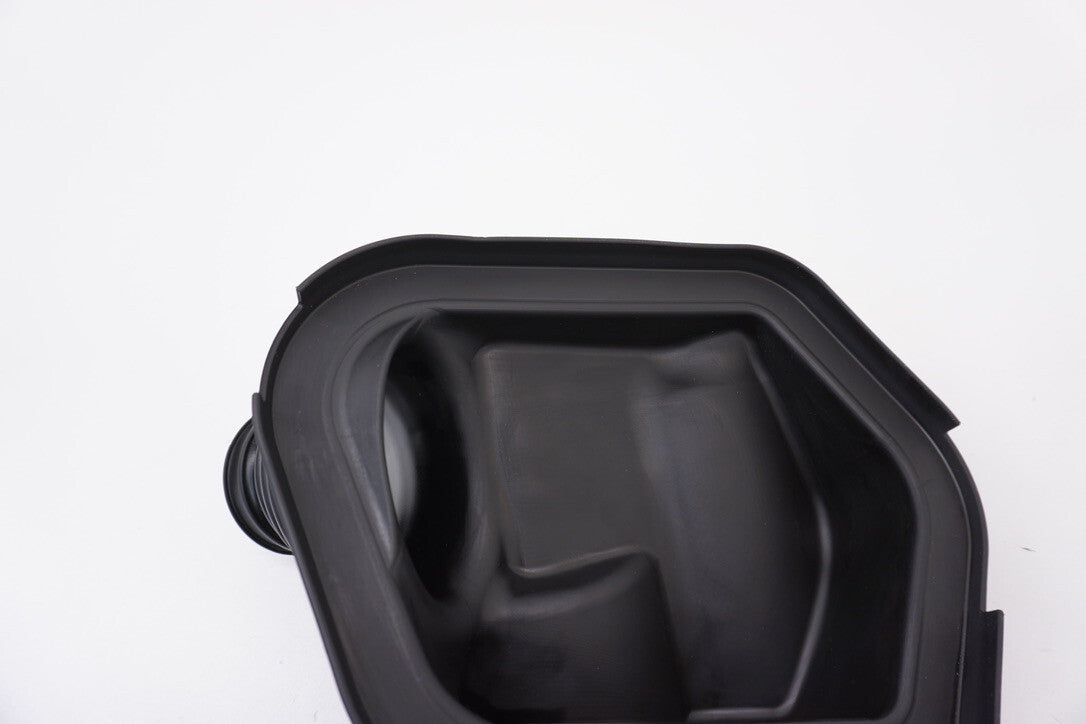 8597672