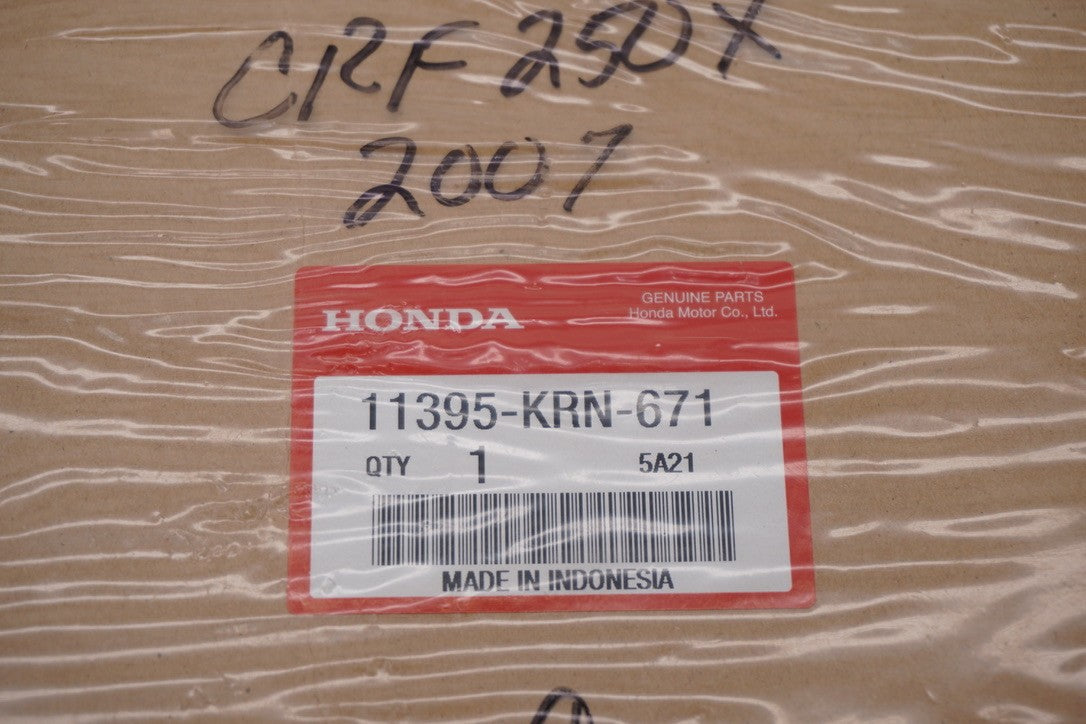 7875600