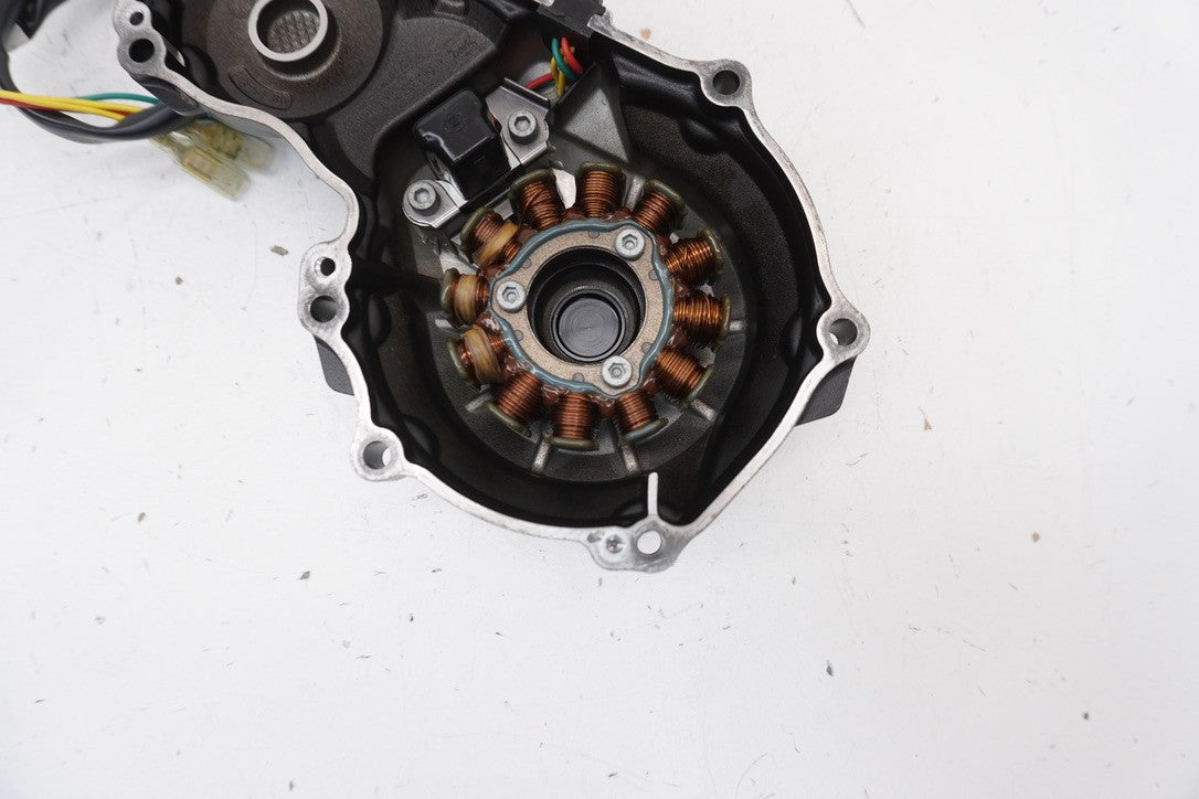 8862043