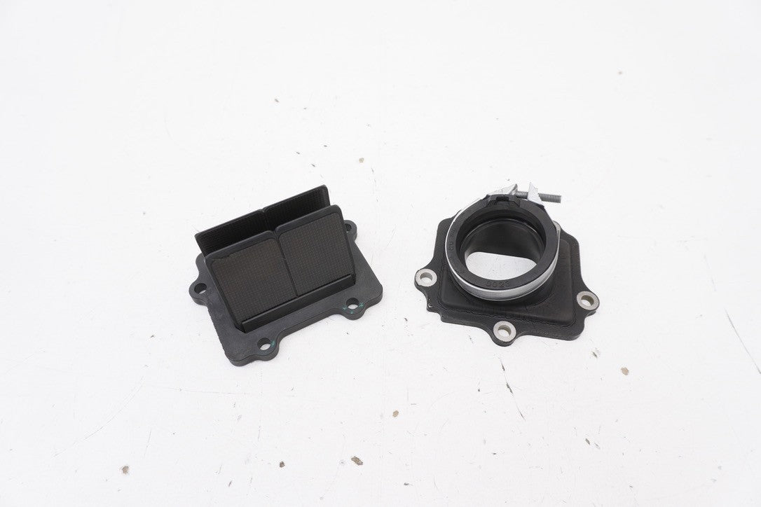 8975258