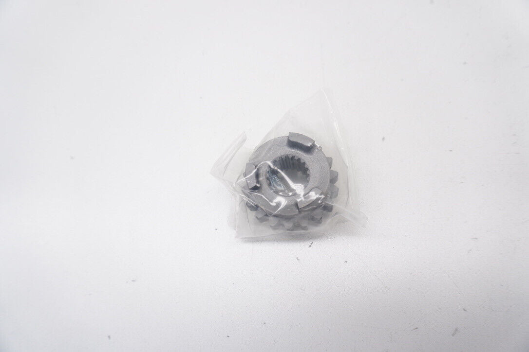 5008853