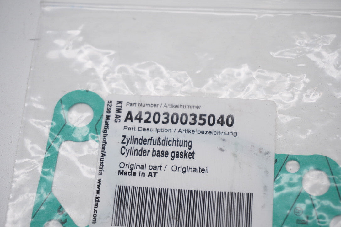 7496012