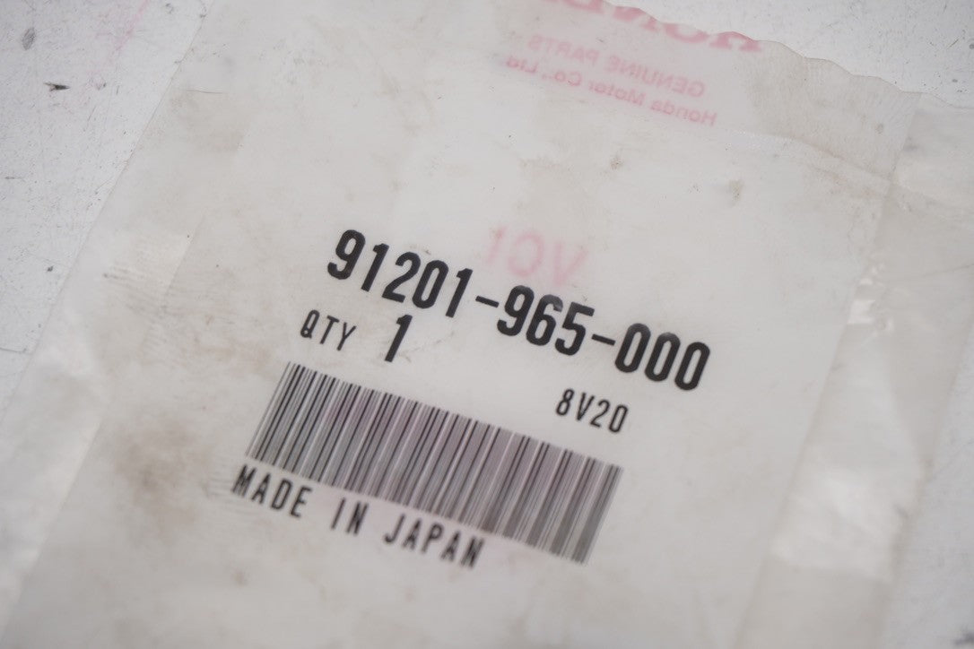 8986029