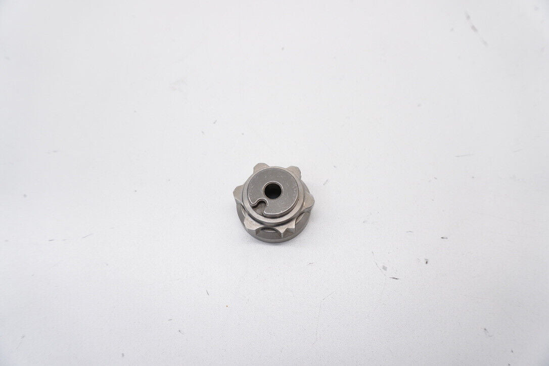 5008986