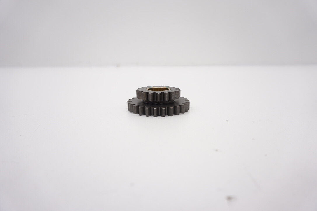5815197