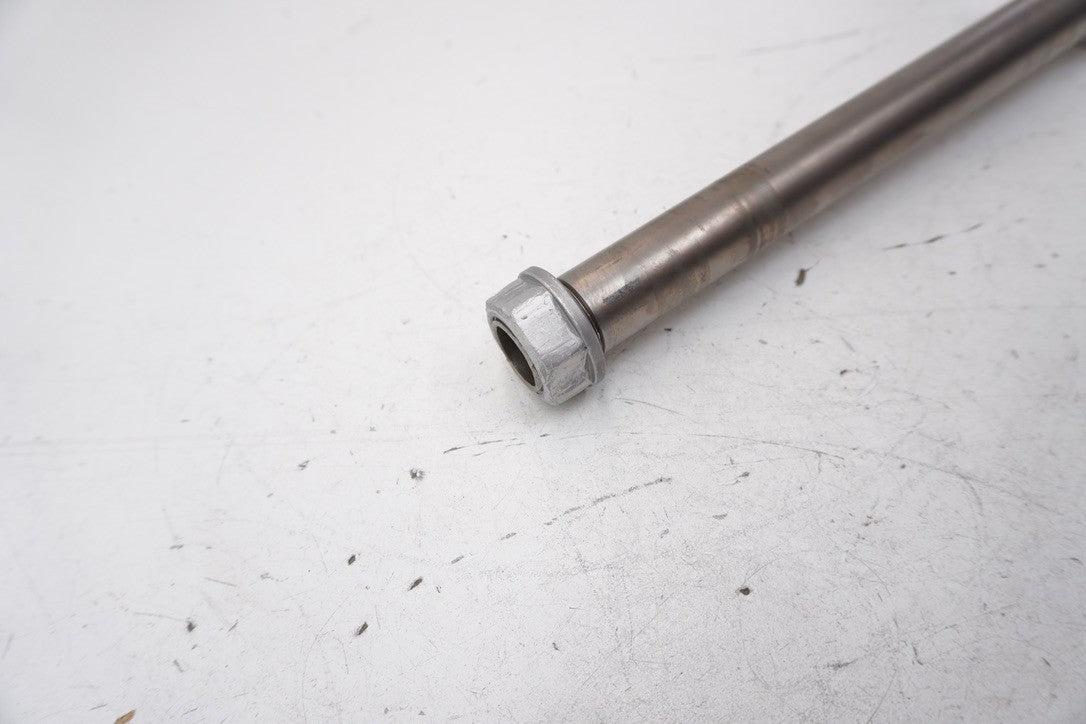 8637976