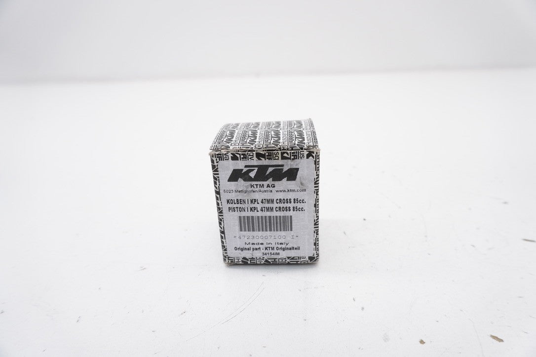 8052605