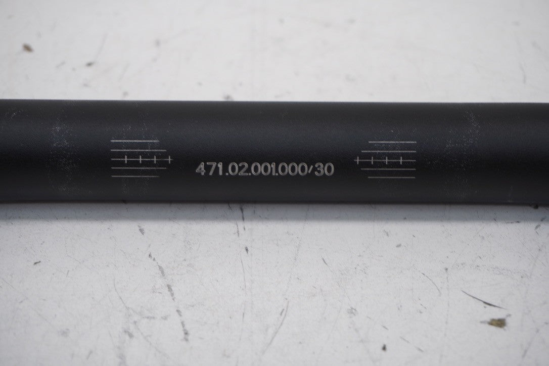 8850851
