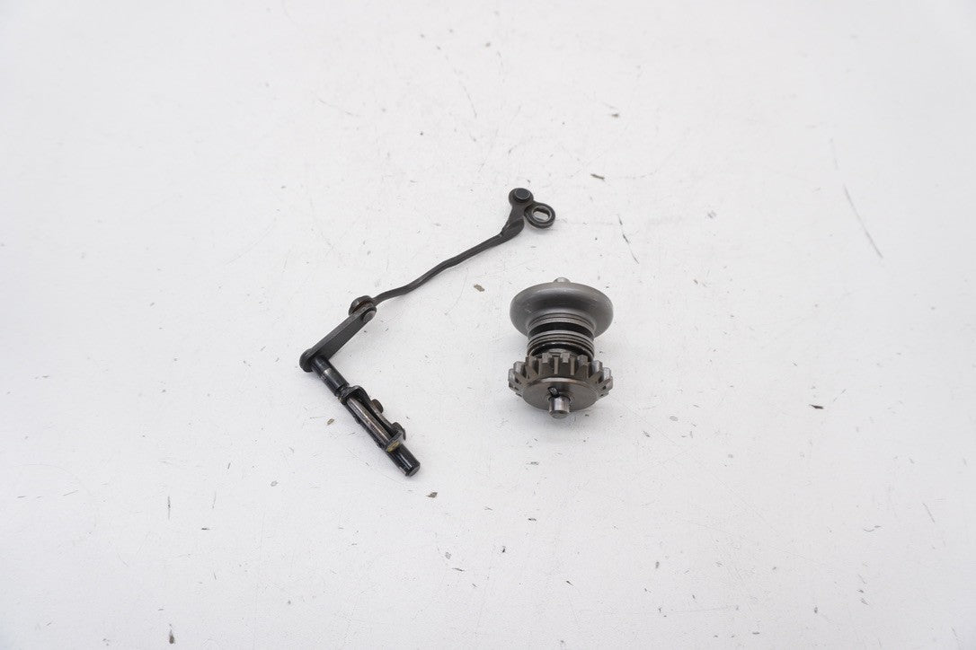 8695370